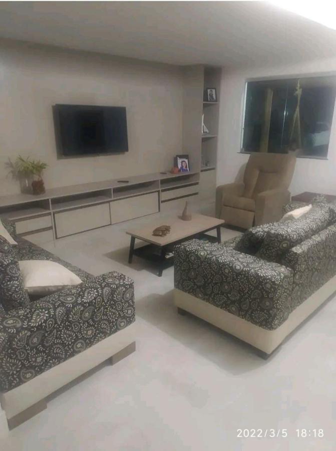 Villa Excelente casa com Piscina e Academia. Camaçari Esterno foto