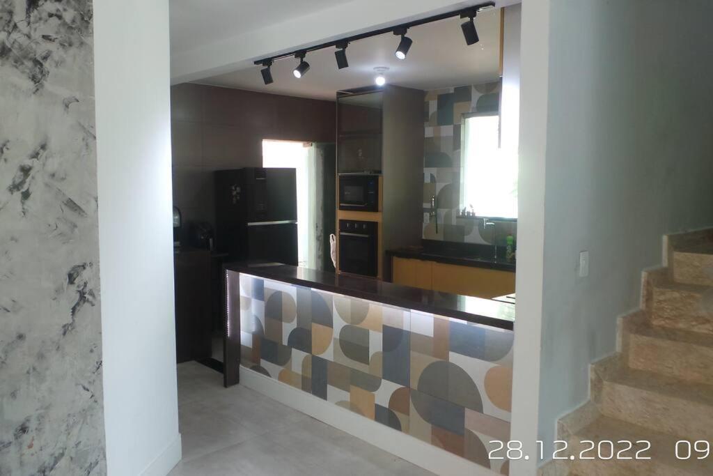 Villa Excelente casa com Piscina e Academia. Camaçari Esterno foto