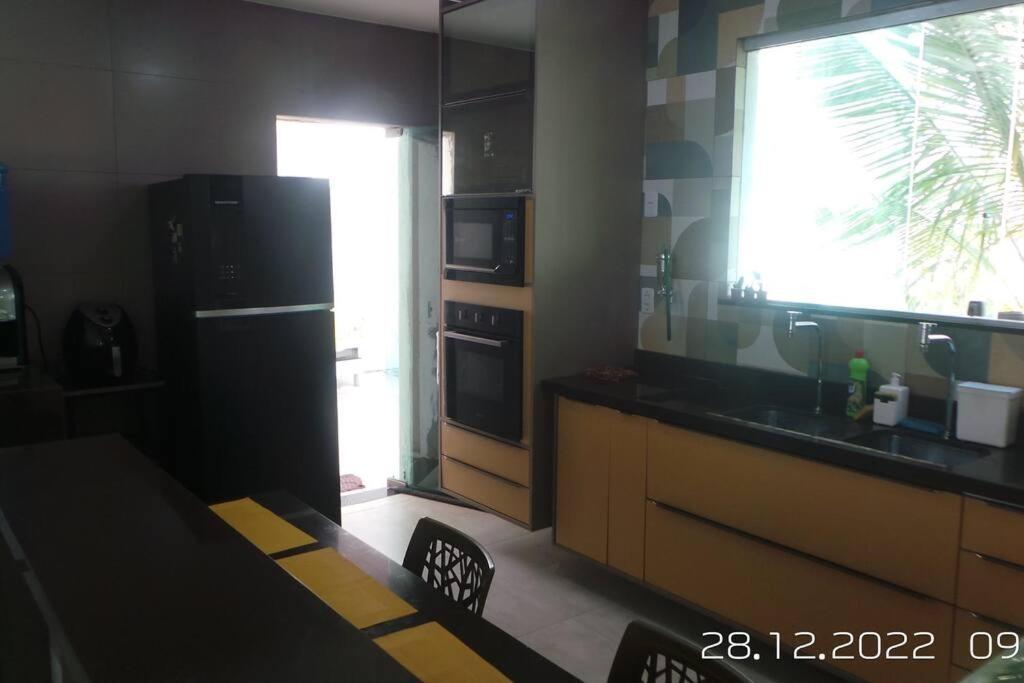 Villa Excelente casa com Piscina e Academia. Camaçari Esterno foto
