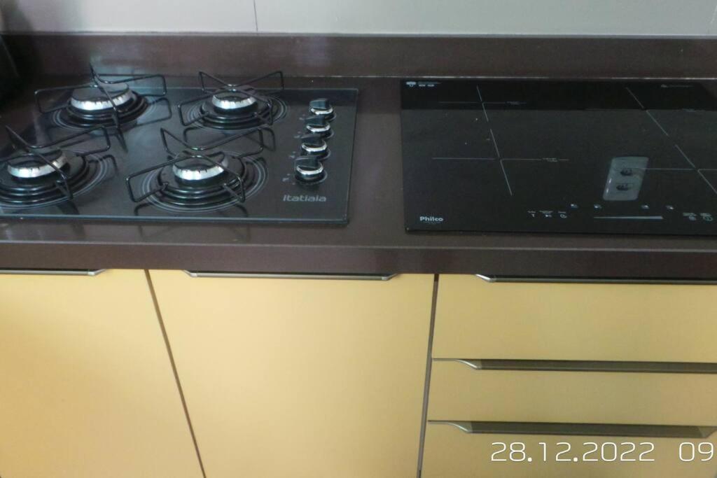 Villa Excelente casa com Piscina e Academia. Camaçari Esterno foto